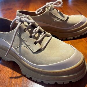Rachel Comey ready for spring!!Women’s lovett shoe in Light Beige suede
